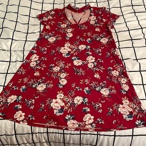 Women’s short sleeve floral dress size small